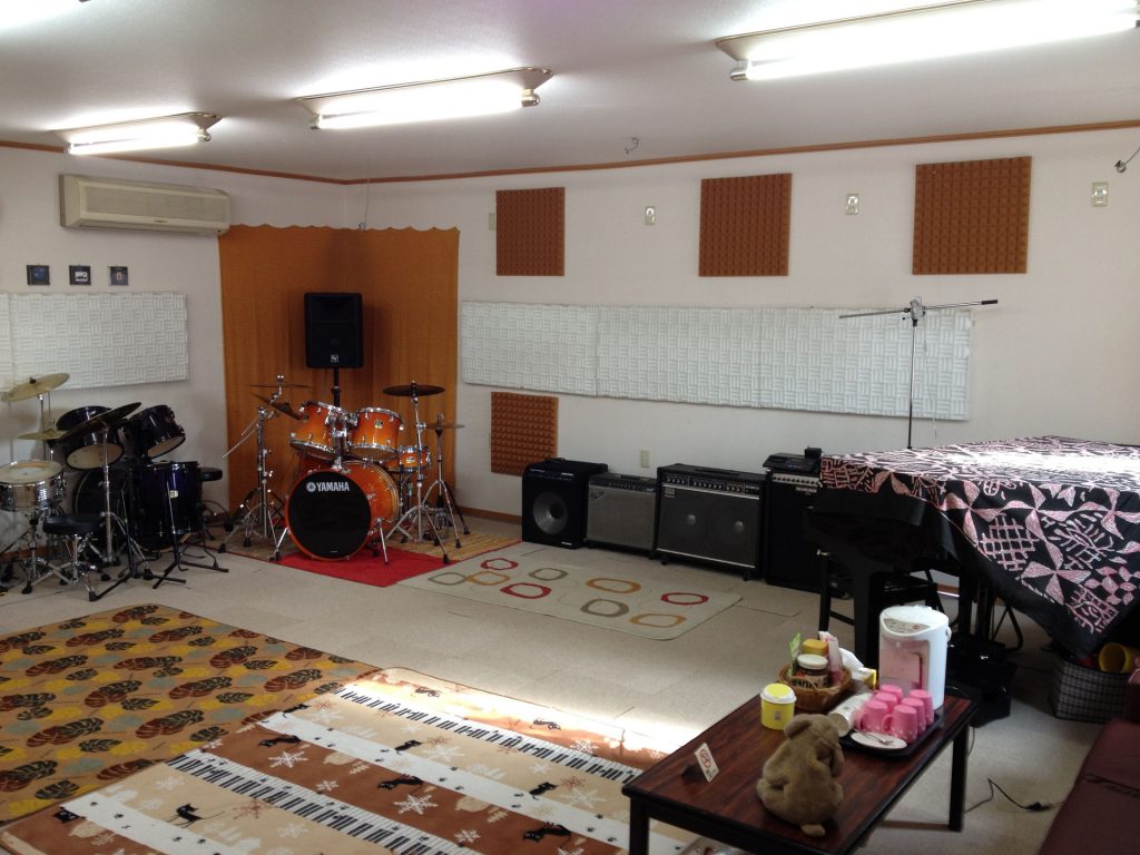 okayama | 岡山 | スタジオ | 音楽スタジオ | レッスン | ギター | MMB | マツモトミュージックボックス | 楽曲制作 | youtube | 歌ってみた | music studio 音の箱

